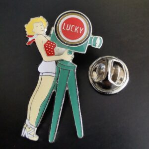 Pin's LUCKY STRIKE
