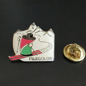 Pin's Fujicolor