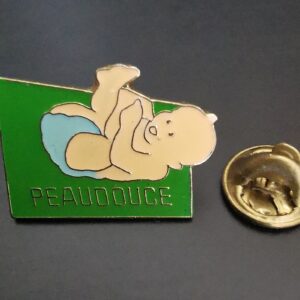 Pin's Peaudouce